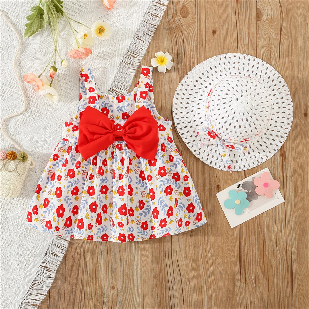 New Summer Girls\' Korean Version Back Bow Floral Princess Suspender Dress With Hat Included