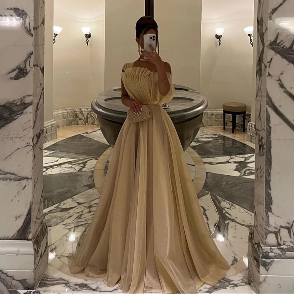 

Viisher Champagne Organza A Line Evening Dresses Pleats Strapless Arabic Prom Party Dress with Train Long Formal Evening Gowns