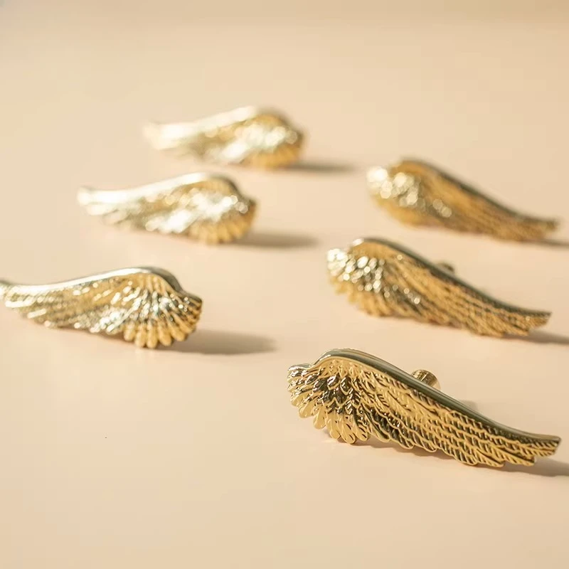 Creative Golden Wings Cabinet Pulls Unique Drawer Handles for Dressers Hardware Industrial Style Decorative Knobs for Wardrobes