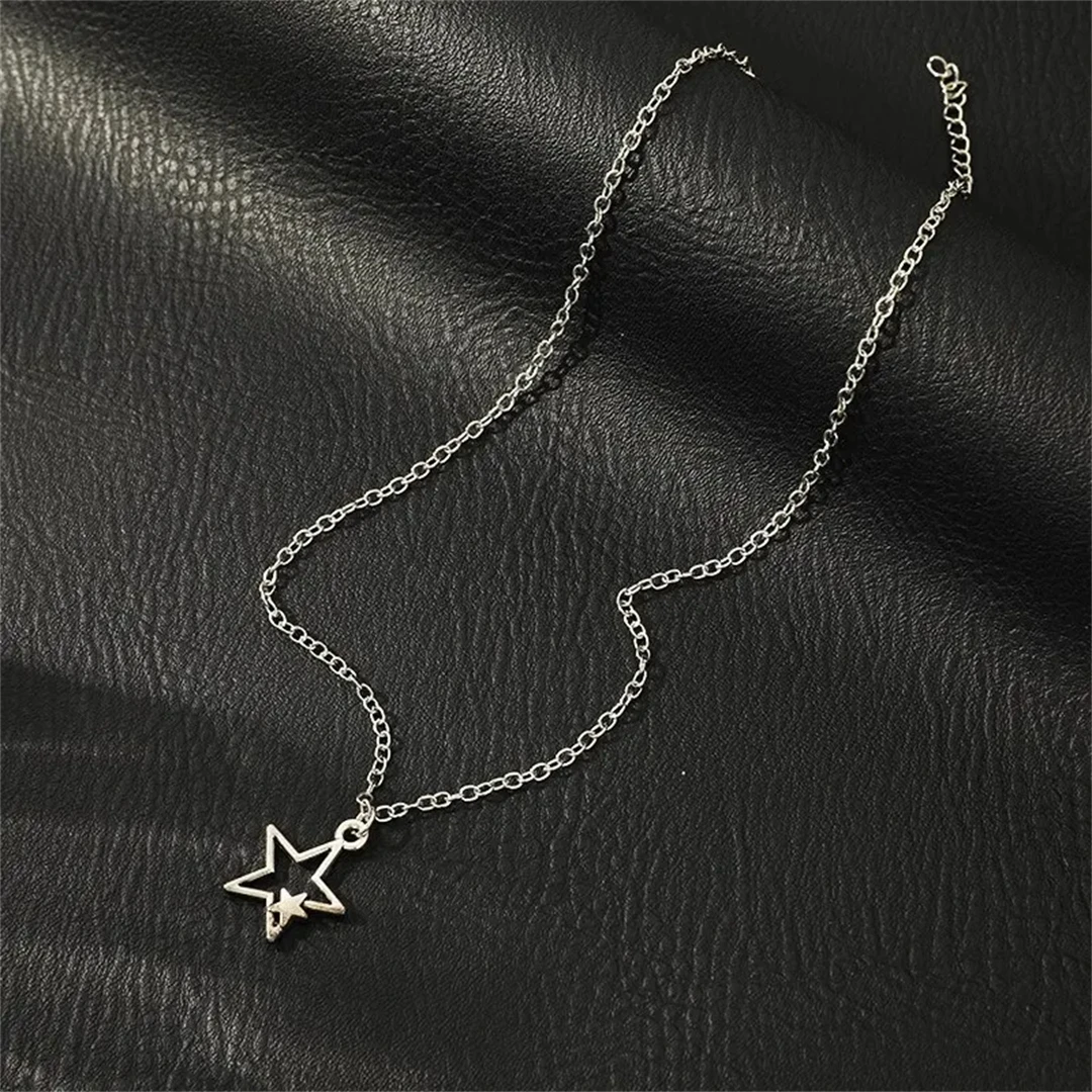 1pcs Vintage Pentagram Necklace Black Rope Necklace Personalized Men and Women Fashion Alloy Star Pendant Jewelry Party Gift