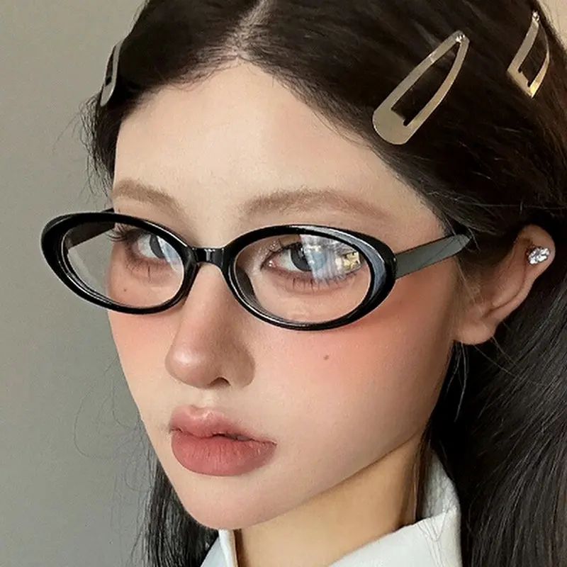 American Vintage Style Premium Feel Oval Black Frame Glass Y2K Millennium Sweet Cool Spicy Girls Cat's Eye Narrow Small Eyeglass