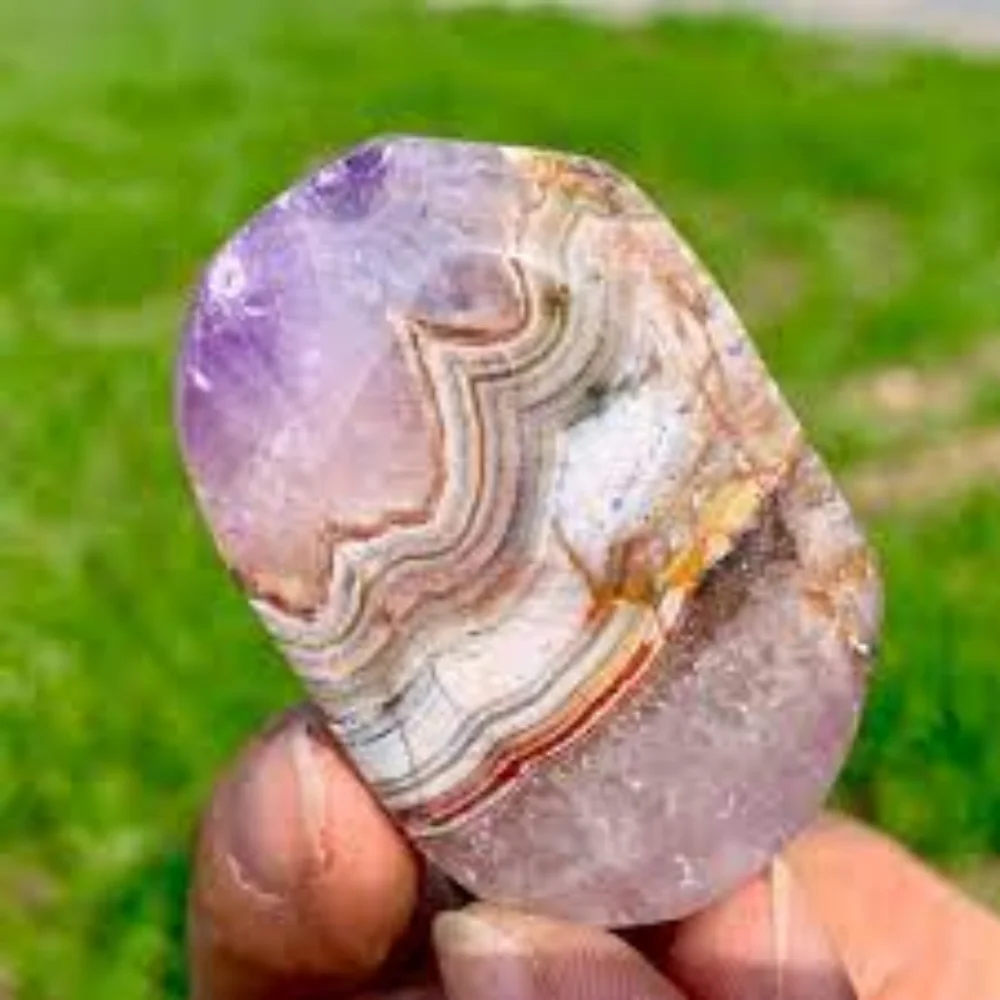 1 Stück Amethyst glatte ovale Form Cabochon/handgefertigt/schattige Edelsteine für hängenden Schmuck/eine Art