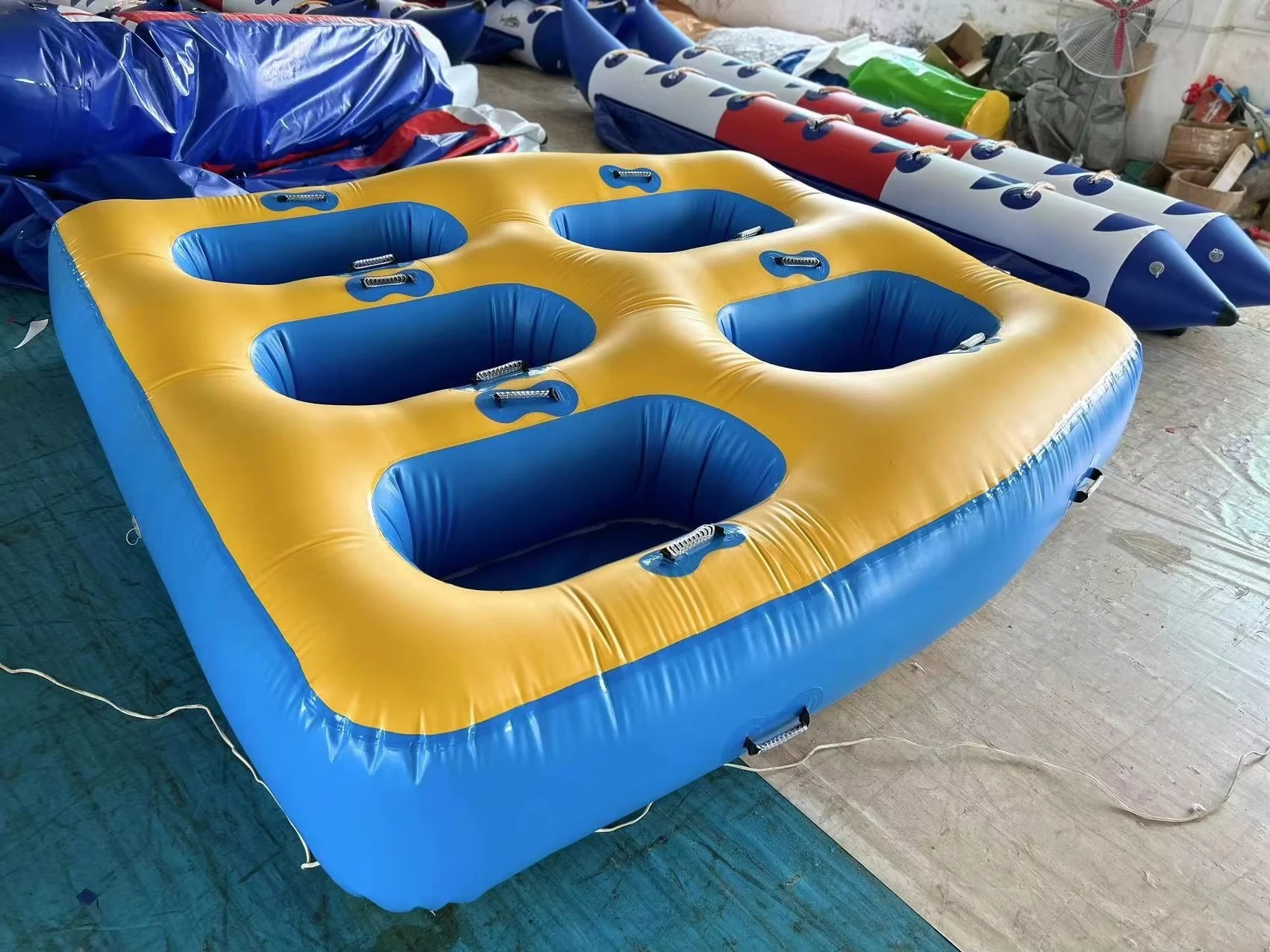 Inflatable 5 Person Towable Tube Boat Tube Towable Water Tube Inflatable for Water Sport