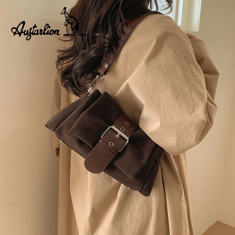 

High-value Fashion Package Suede Locomotive Armpit Bags Women's New High-end Versatile Shoulder Pack Messenger Bag