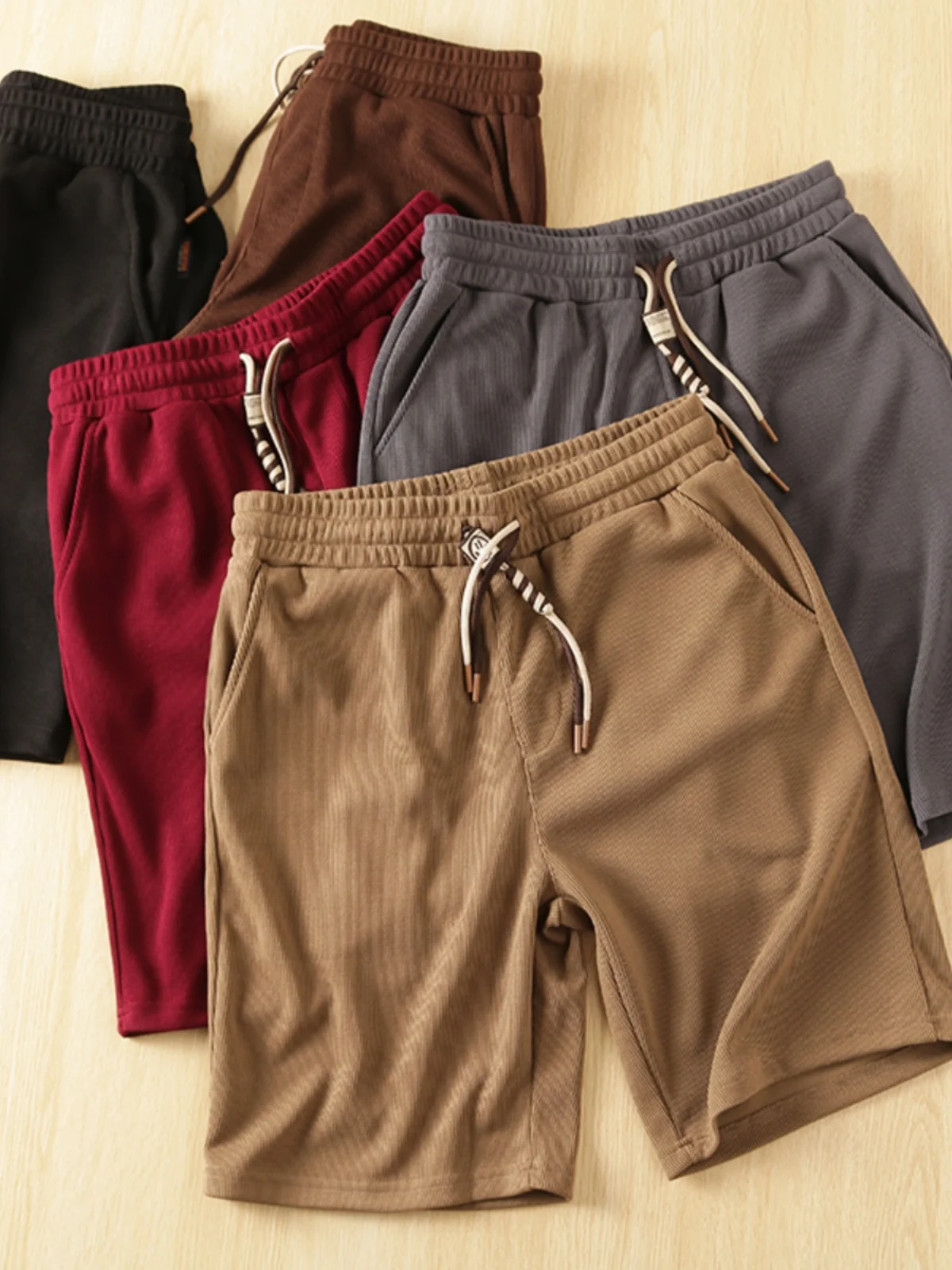 

Модный новый на ощупь вес контрастного цвета с эластичной резинкой на талии, впитывающий пот, вельветовые ортопедические п’ять четвертей ex