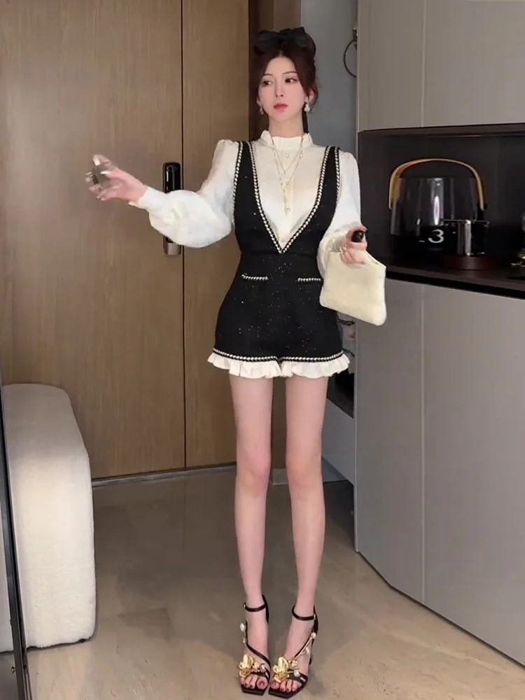 

Модный женский комплект весна 2025: брюки и блузка с длинным рукавом и кружевной отделкой из полиэфирного волокна для женщин 25-35 лет...