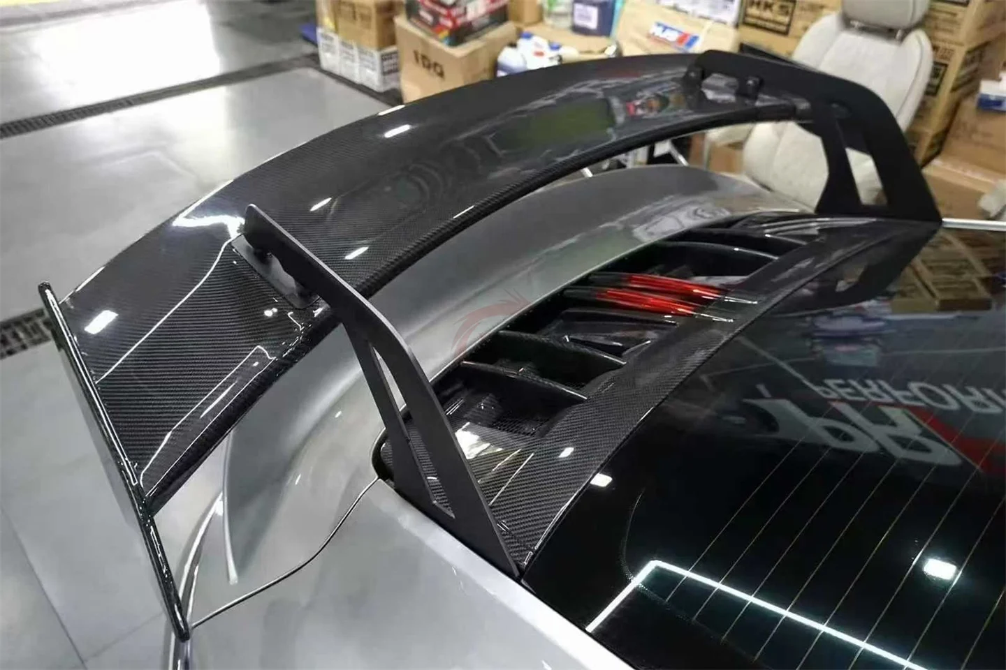 High-quality GT3 Style Dry Carbon Fiber Rear Spoiler Trunk Spoiler for Porsche 911 992 Carrera Upgrade GT3 Rear Spoiler 5
