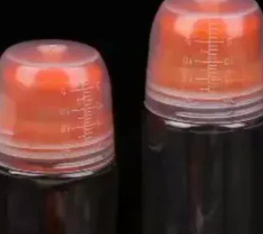 

1Pcs Round Square Empty Plastic Sauce Squeeze Bottles Refillable Condiment Containers With Graduated For Salad Dressing BBQ Oils