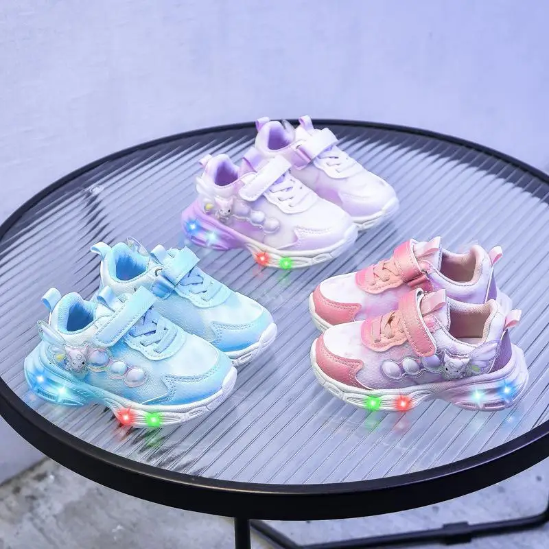 

Girls Shoes with Light Spring and Autumn New Soft Bottom Mesh Surface Breathable Children's Sneakers Boys Cartoon Flash Shoes