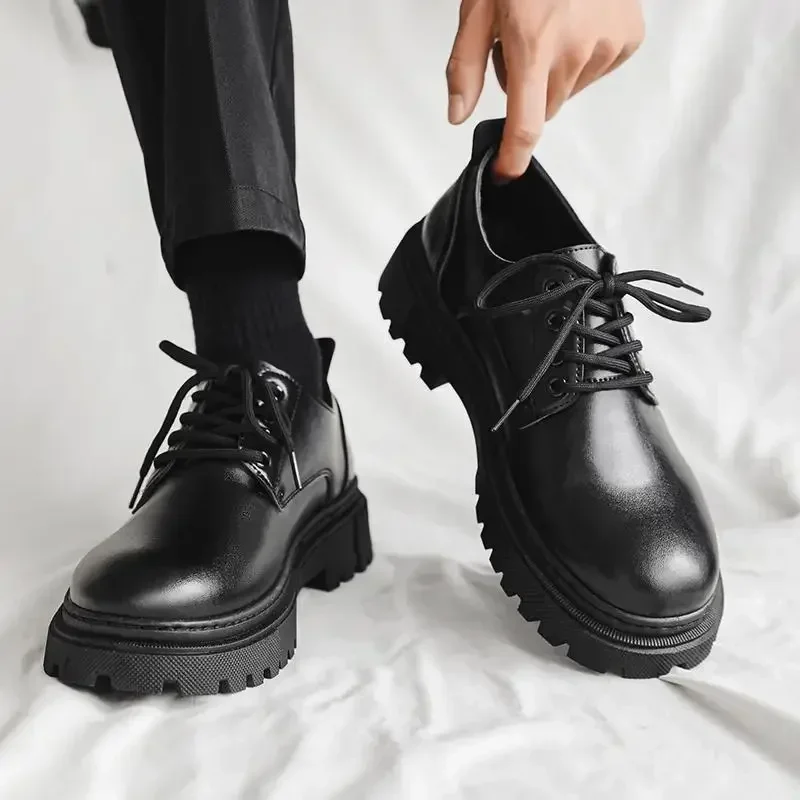 Chaussures en cuir de style britannique pour hommes, robe de soirée, chaussures coréennes pour hommes, vêtements de cérémonie d'affaires, petits vêtements de cérémonie