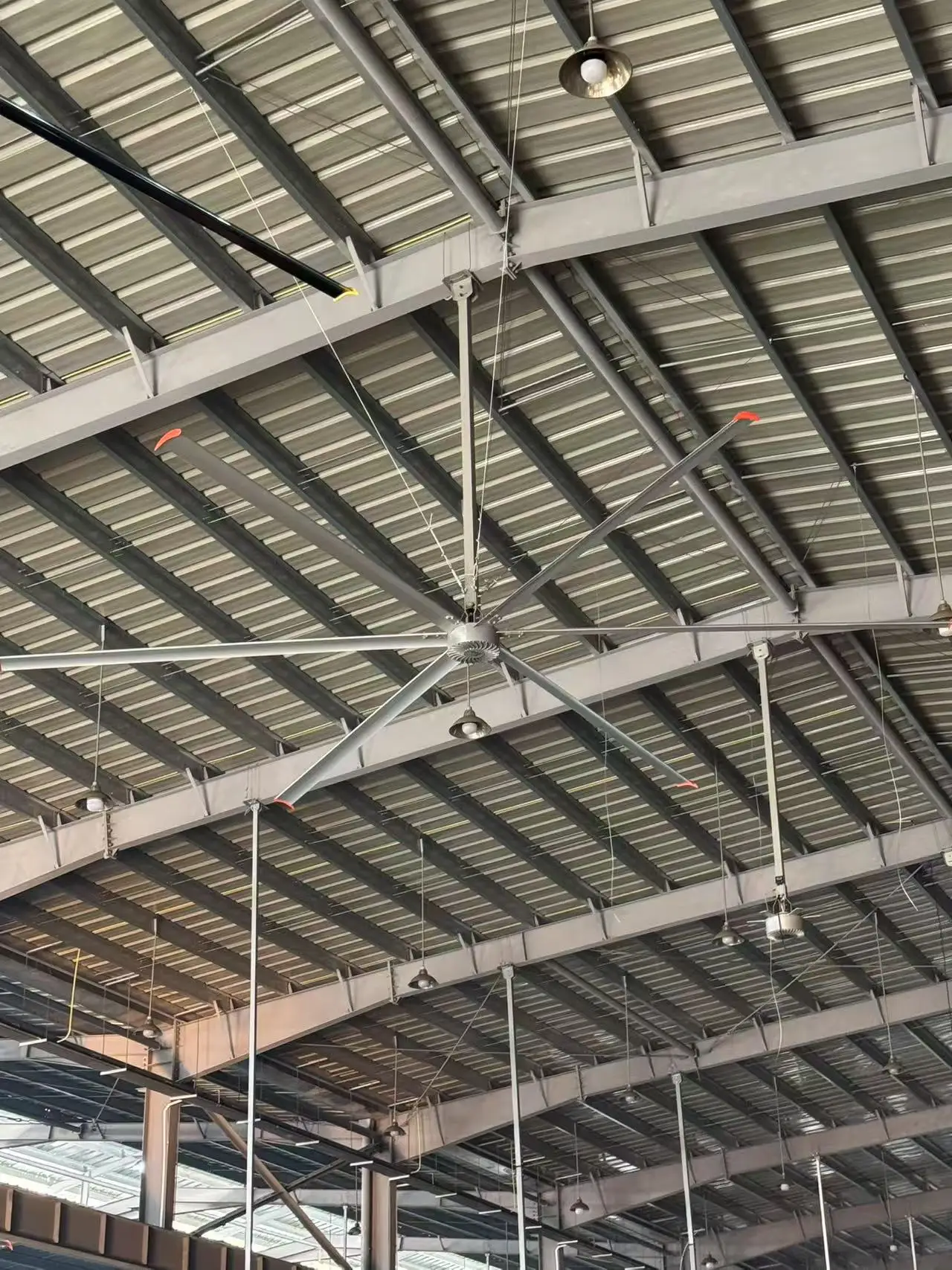 Alta calidad 6,7 m/22 pies 6 aspas HVLS industrial ventilador de techo grande precio de fábrica para talleres de hotel fábrica