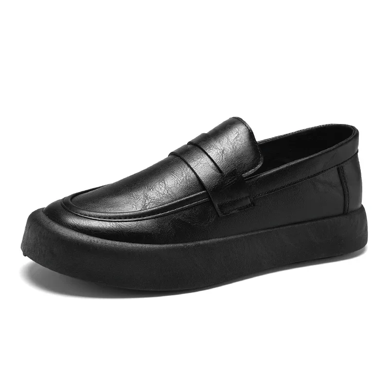 

New men's anti-slip flat shoes, business casual leather shoes, loafers, and versatile small leather shoes for banquets