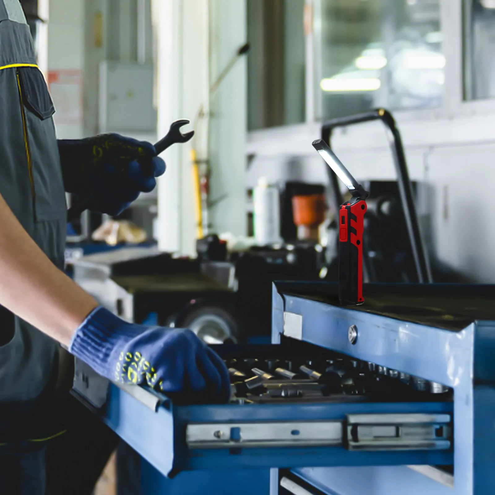 

Набор из 1 шт. USB-фонаря для работы с зарядкой от USB, светодиодный, перезаряжаемый, с магнитным основанием и крючком, поворотный на 270 градусов, COB-лампа для кемпинга и ремонта