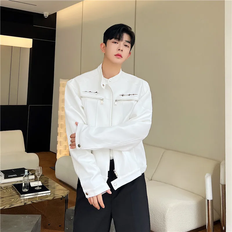 

Модная мужская верхняя одежда с металлическим декором и воротником-стойкой в корейском стиле, весна-осень, молодежная мода, из полиэстера, устойчивого к сминанию