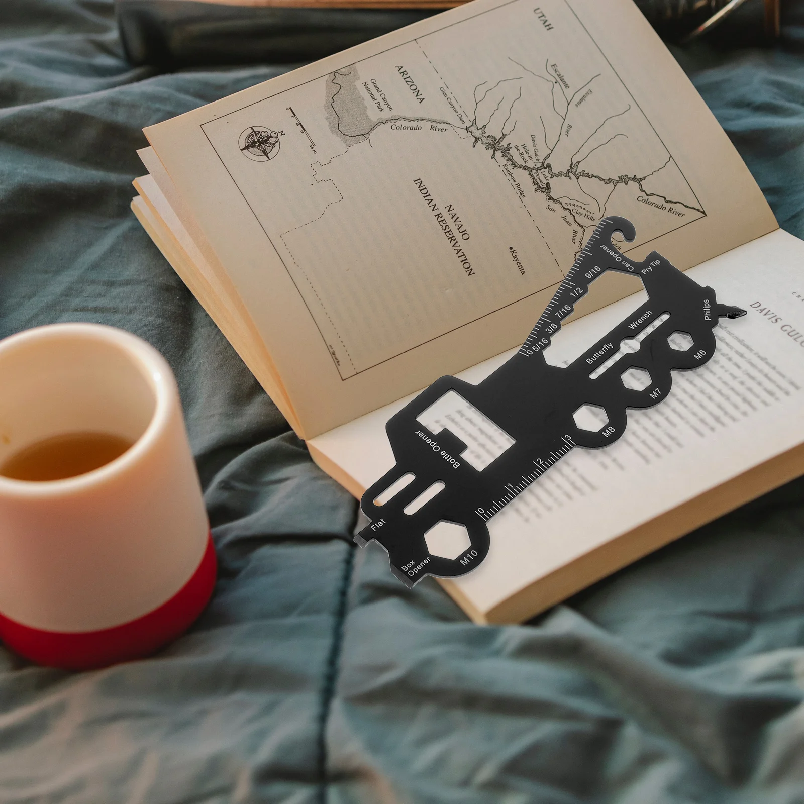 

Multifunctional Tool Card Stainless Steel Pocket-Sized Outdoor Survival Gear Camping Accessories Bottle Opener Hiking Supplies