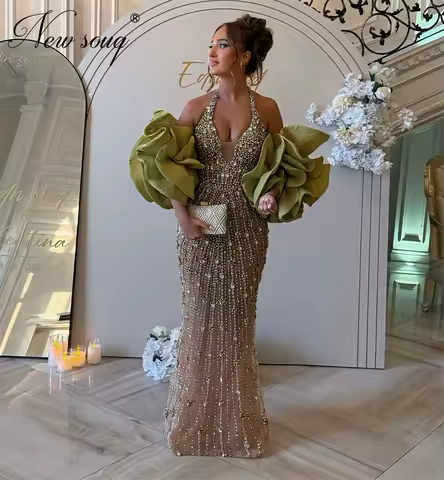 Customized Green Ruffly Shoulder Prom Dresses Coutures Dubai Heavy Beaded Crystals Evening Dress Charming Wedding Party Gowns