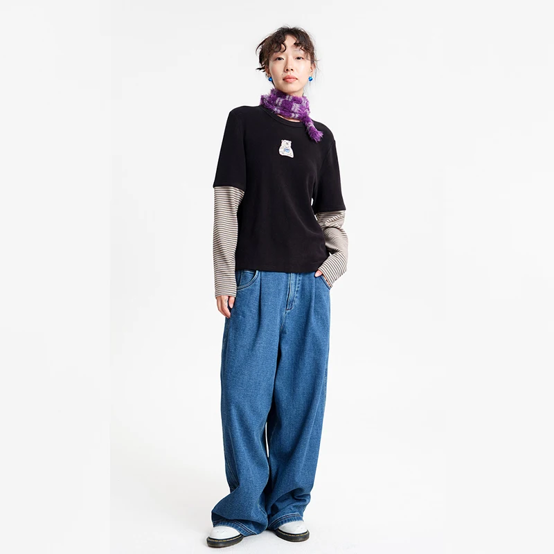 MOVEUP Long Sleeved Round Neck Design T-Shirt Winter Striped Patchwork Sleeves Bear Embroidery Casual Top For Women 3EWD10503