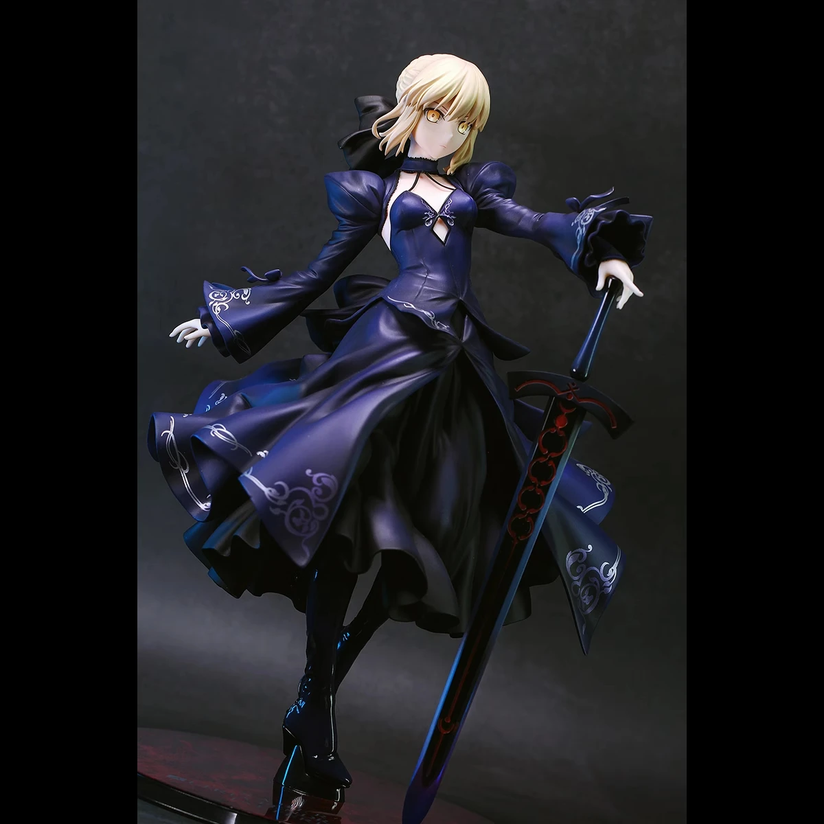 

ALTER fate stay night saber black dress Genuine figure