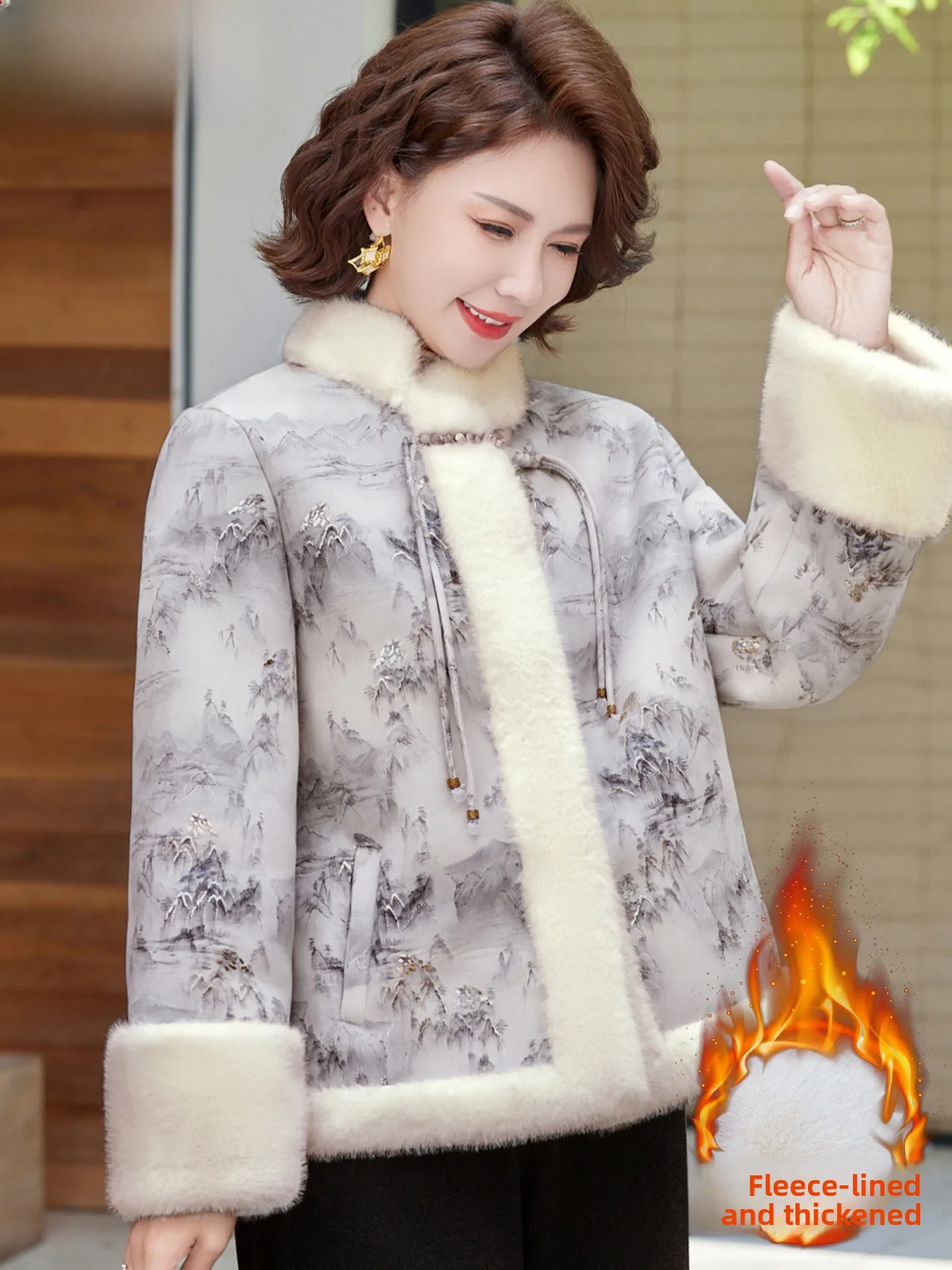 

New Chinese Sle Thiened Fur Coat Warm Woolen Outerwear for Middle-Aged Women Winter Faionable Coat with Cotton