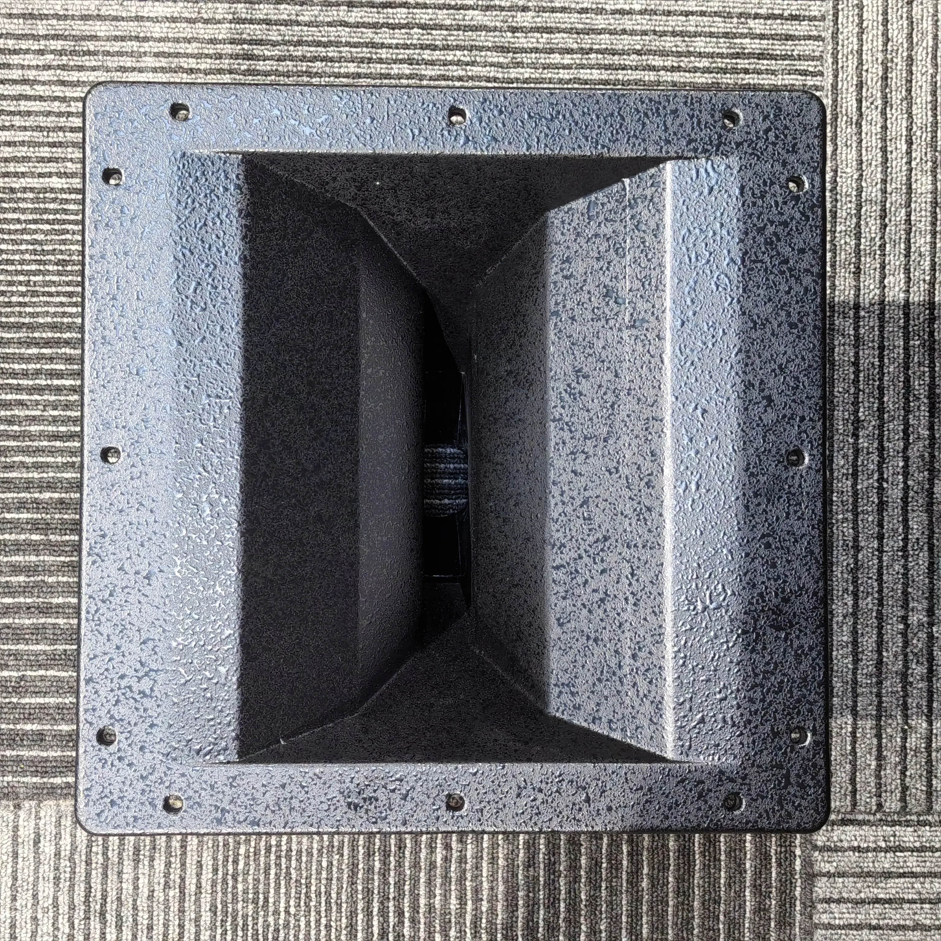 MW Audio 2" Hals-PU-Horn 285x285x215mm, 90 ° x40 ° Wellenleiter für Pro-Lautsprecher – Detail 8