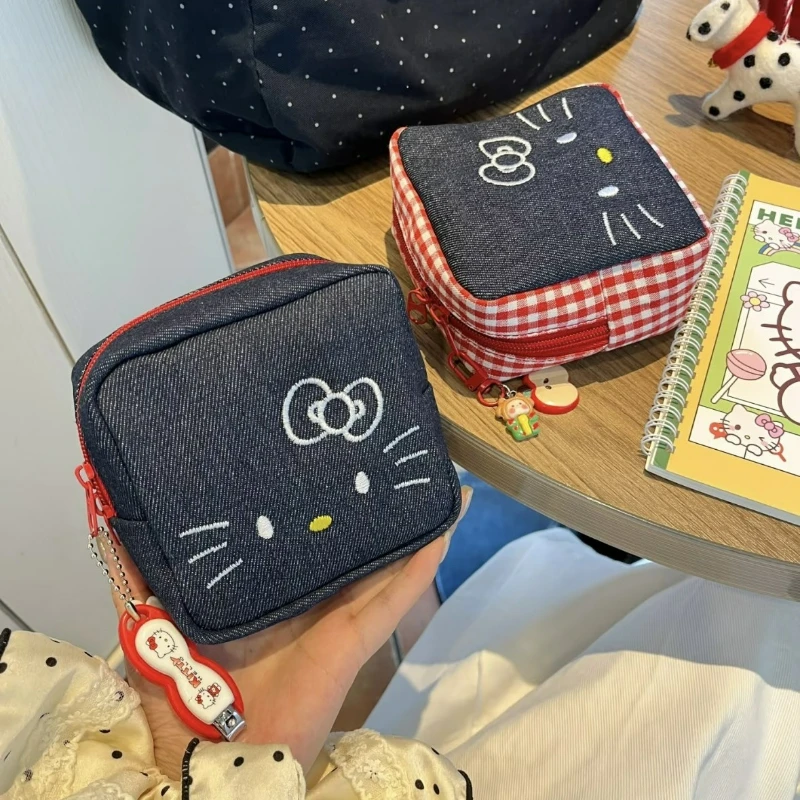 

Fashion New Cute Denim Splicing Red Plaid Contrasting Color Large-capacity Portable Cosmetics Miscellaneous Storage Bag