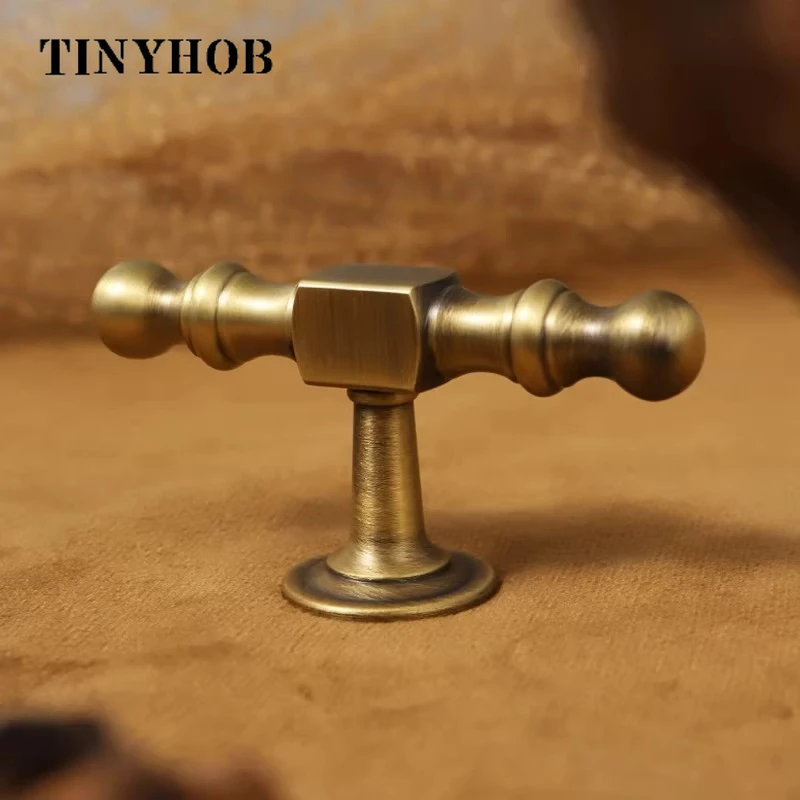 Antique Brass Cabinet Pull Classic Turned Furniture Handle Knob Retro Drawer Pull for Kitchen Cupboard Dresser Wardrobe Hardware