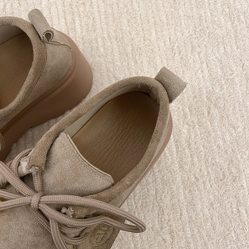 2025 New Autumn Women's Platform Shoes - Retro Versatile Casual Shoes, Elevator Lazy Bean Shoes