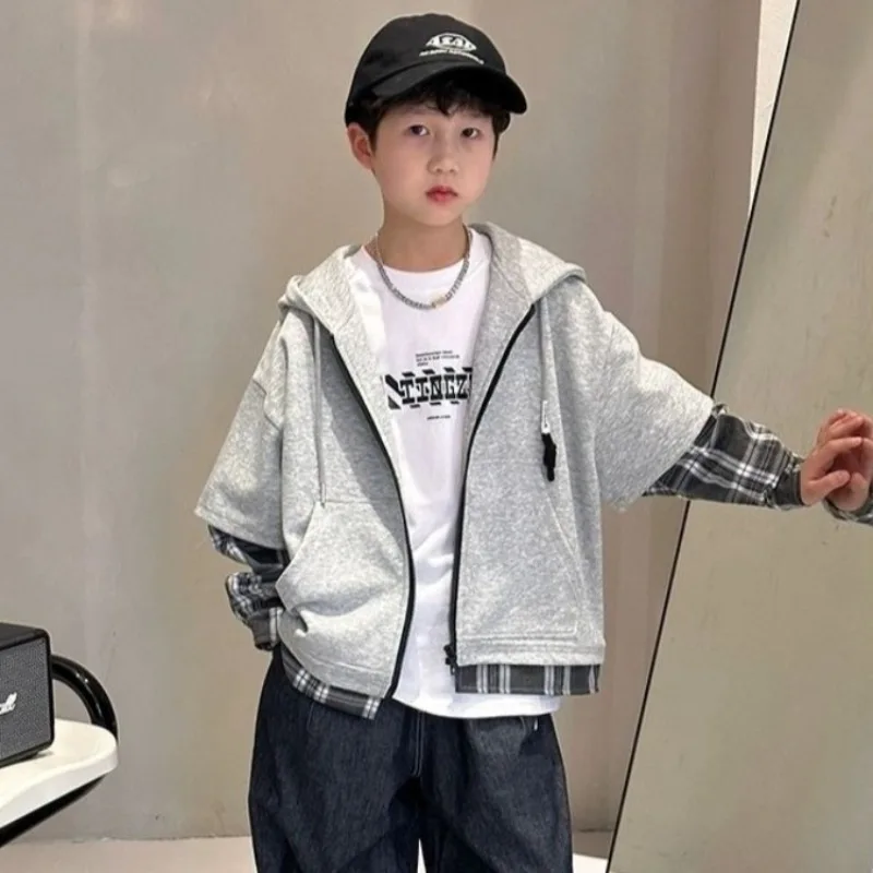 

2025 Autumn Boys' Large/Medium Pseudo-Two-Piece Hooded Cardigan - Stylish Layered Open-Front Youth Hoodie with Zipper Closure