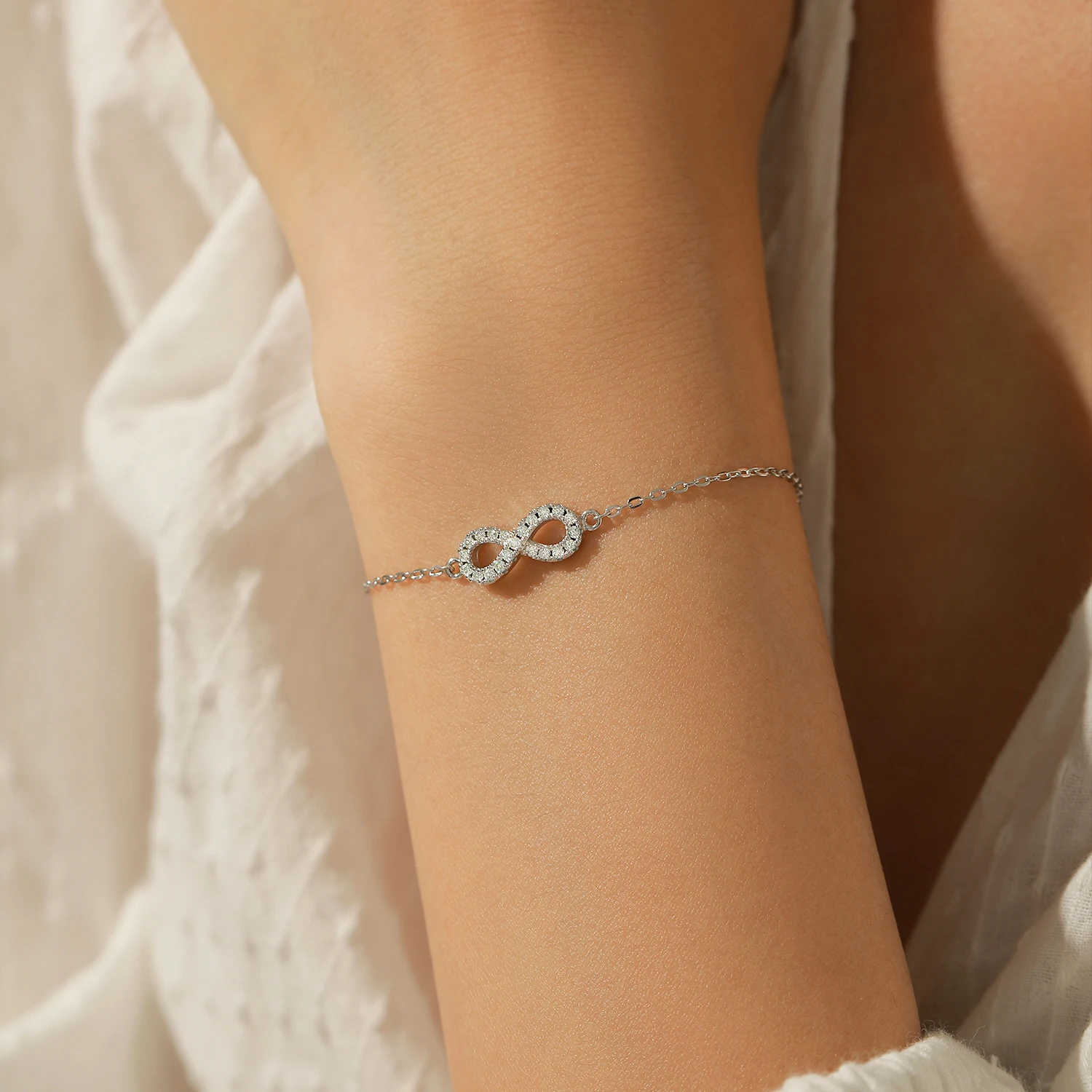MODIAN D Color Moissanite Lab Created Diamond Bracelet 925 Sterling Silver Romantic Exquisite Infinity Love For Women Jewelry