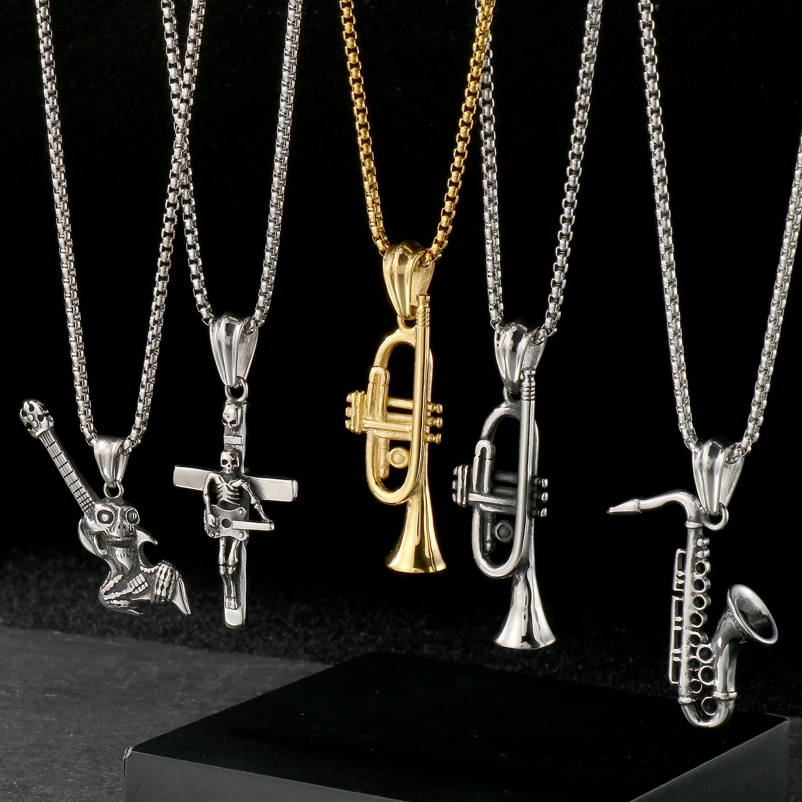 Vintage Random Diy Saxophone Guitar Stainless Steel Charm Mixed Hip Hop Instrument Music Pendant Men Women Jewelry