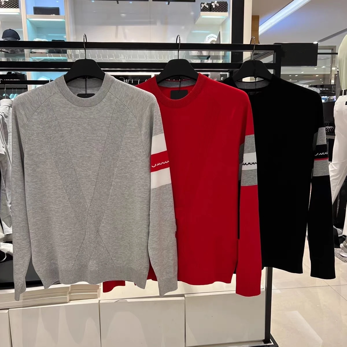 yZ[zStjbgZ[^[ Y 2025NH EhlbN vI[o[  XtBbg X|[cW[ Lk StVc