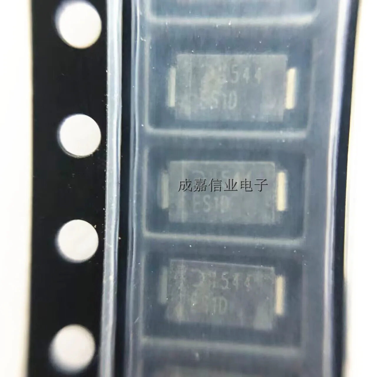 100pcs/Lot ES1D-13-F SMA DO-214AC MARKING;ES1D Diode Switching 200V 1A 2-Pin Operating Temperature:- 55 C-+ 150 C