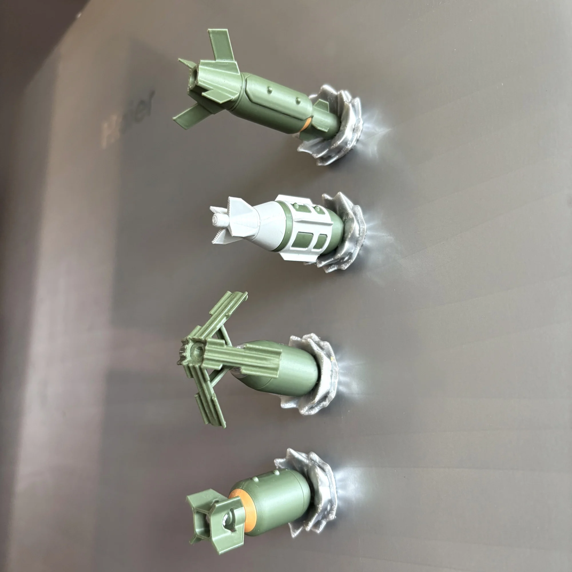 الأصلي شعبية صاروخ الثلاجة المغناطيس سيارة ملصق المغناطيسي 3D المطبوعة العسكرية الثقافية والإبداعية هدية