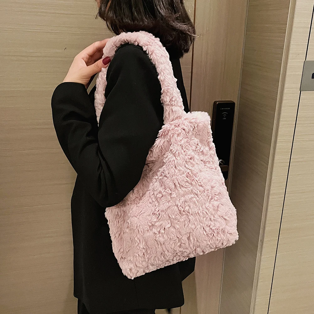 

Women Shoulder Bag Fluffy Autumn Winter Shoulder Handbags Soft Plush Solid Portable Travel Purse for Ladies Girl Gift