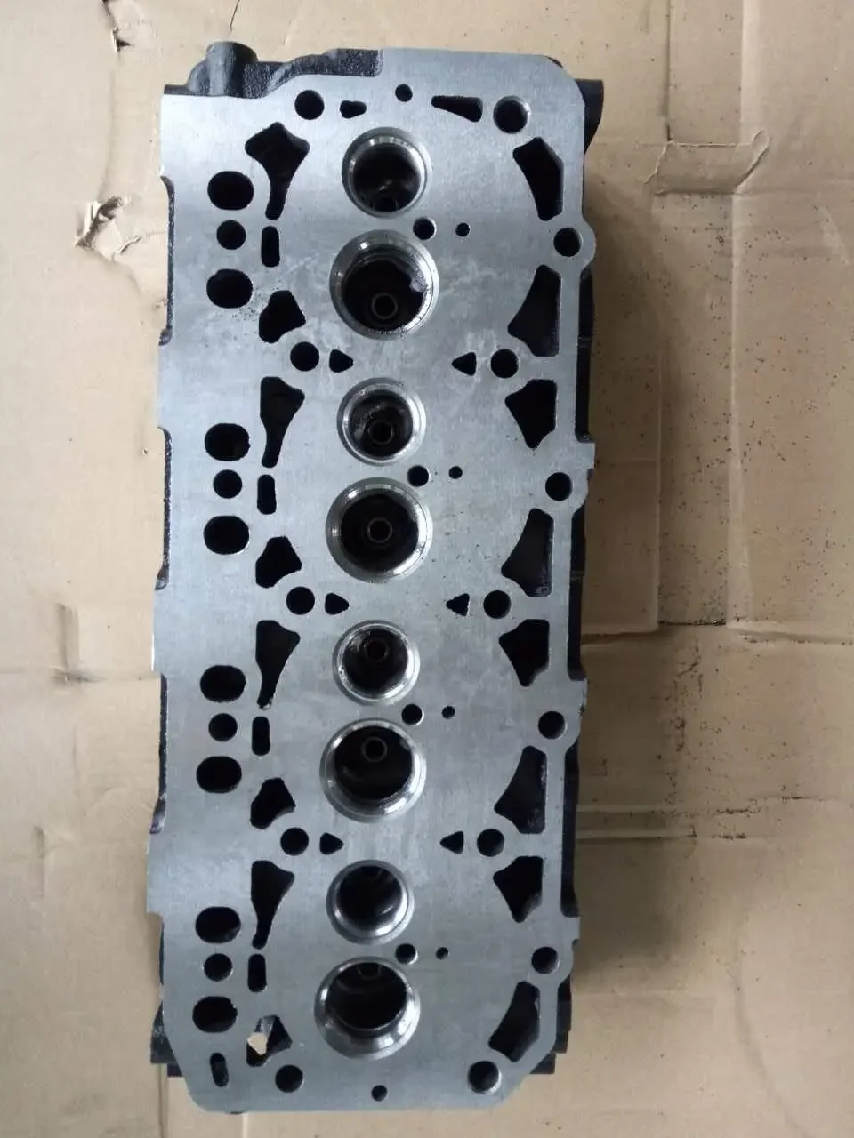 Engine cylinder head assy 4TNV88 3TN82 3TN84 3TN88 4TNE88 4TNE98 4TNV98T 129601-11700