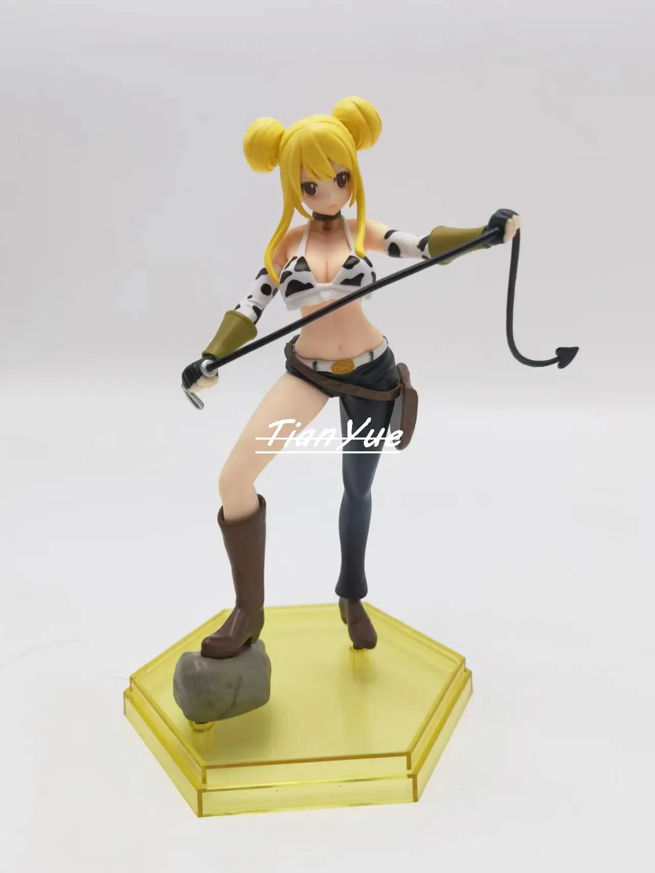 Lucy Heartfilia Taurus Ver. Girl 1/6 PVC Action Figure Model Doll Toys 18cm