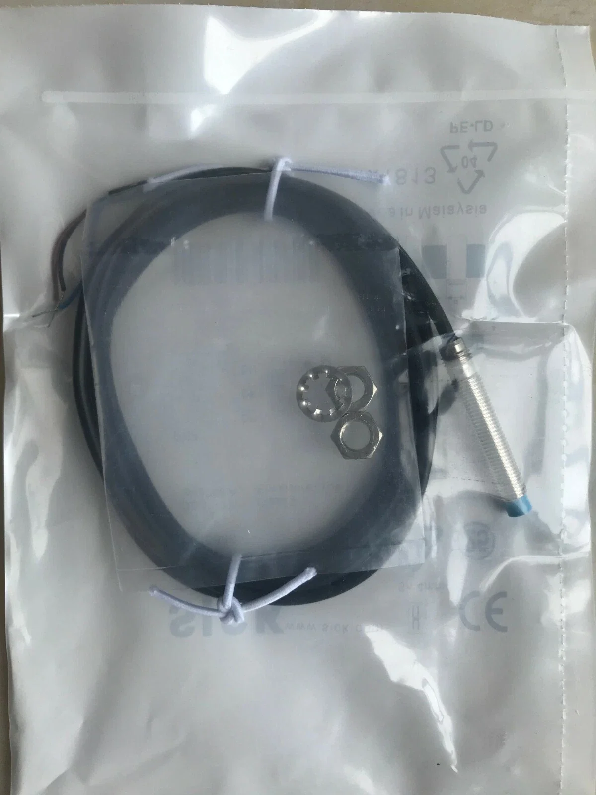 Proximity switch IME08-04NPSZW2S 1040888