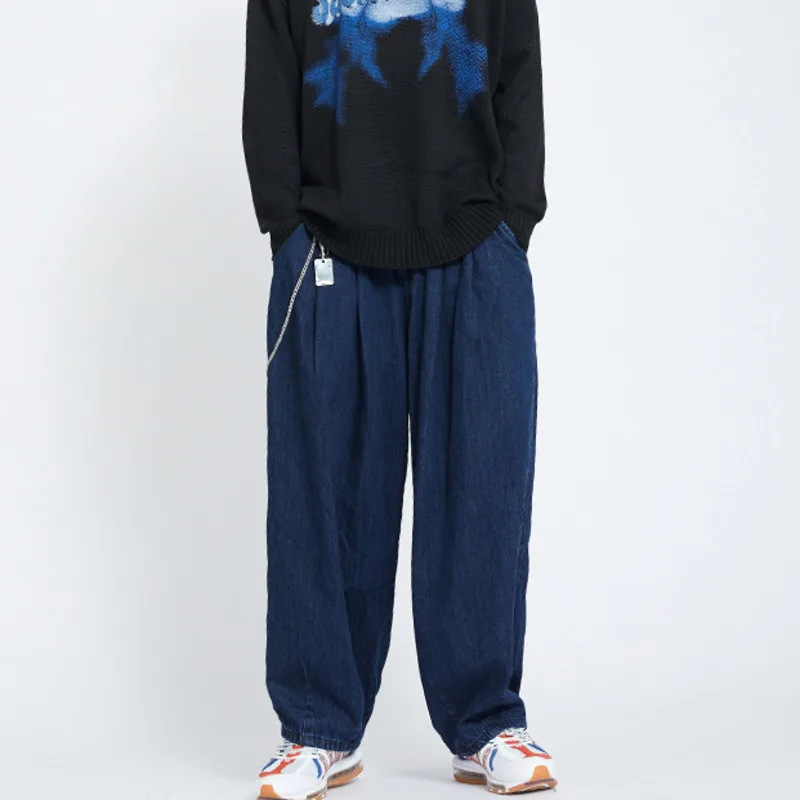 

Осень 2026, мужские молодежные популярные модные тенденции, свободные прямые широкие брюки, повседневные простые и универсальные однотонные джинсовые брюки