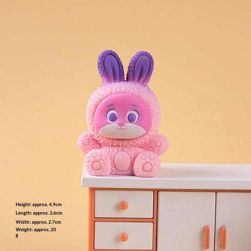 Novo mao gripe animal louco coelho policial resina caixa cega saco ornamento dos desenhos animados bonito desktop carro presente