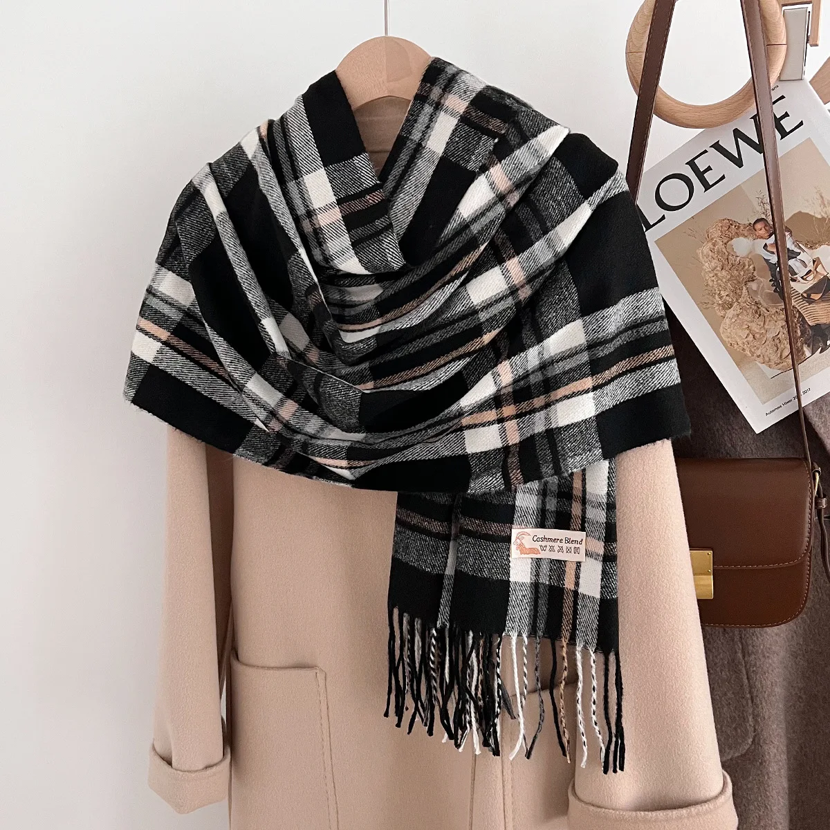 

Модный дизайн, корейская версия, имитация кашемира, клетчатая теплая шаль, женский длинный толстый термошарф с кисточками, женский и мужской осенне-зимний шарф