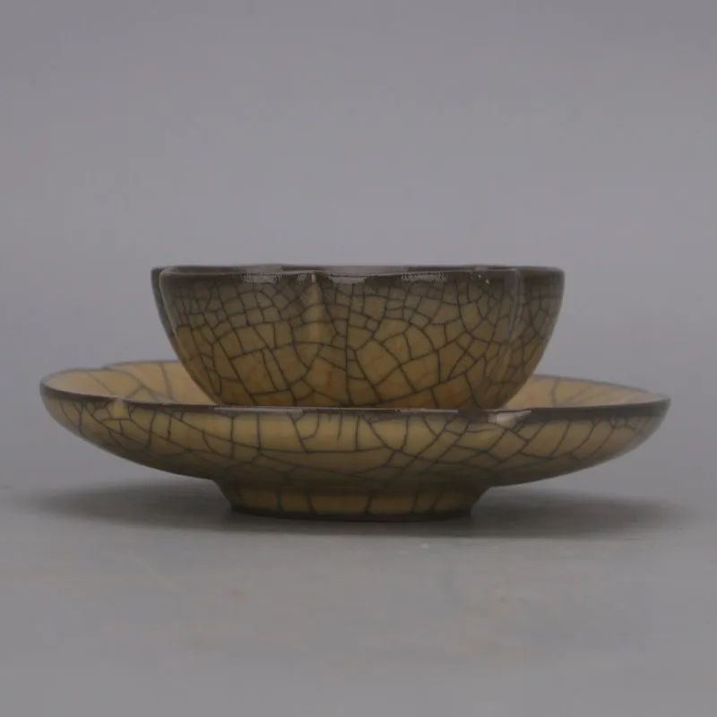 Song Dynasty Ge Ware Gold Wire Iron Line Crackle Lotus Rim Cup Reproduction Porcelain Home Decor Display Shelf Collectible