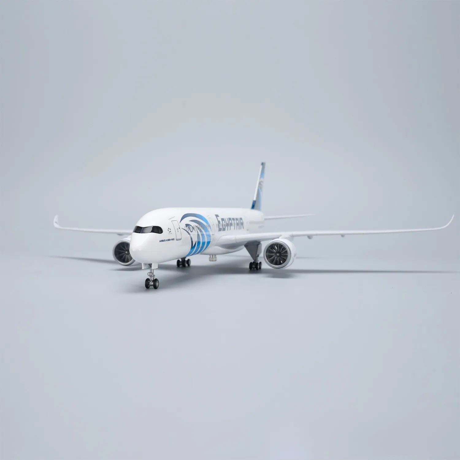 47cm Egypt Airways A350 Diecast Resin Airplane Model Kits With Stand＆Wheel for Adult Aviation Enthusiast Gift or Collections