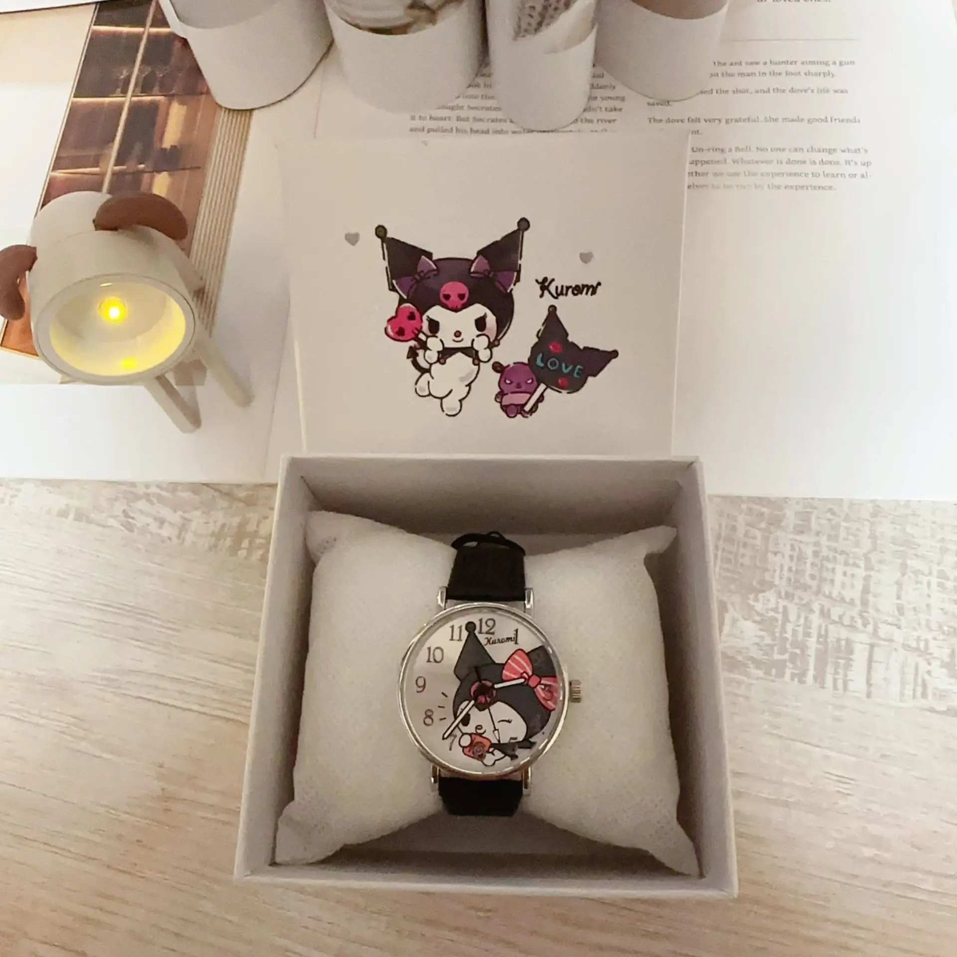 Подарочная коробка HelloKittys Watch Kuromi Cinnamoroll Pochacco Pompompurin Кожаные универсальные кварцевые наручные часы Подарочная коробка Подарки для девочек