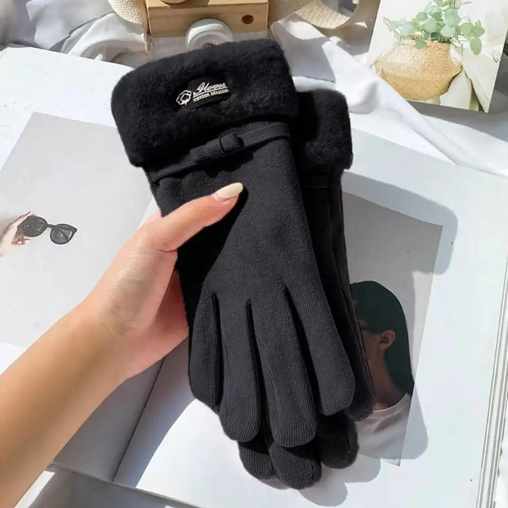 

Ridding Gloves 1 Pair Soft Thicken Heat Retention Washable Ridding Gloves for Shopping