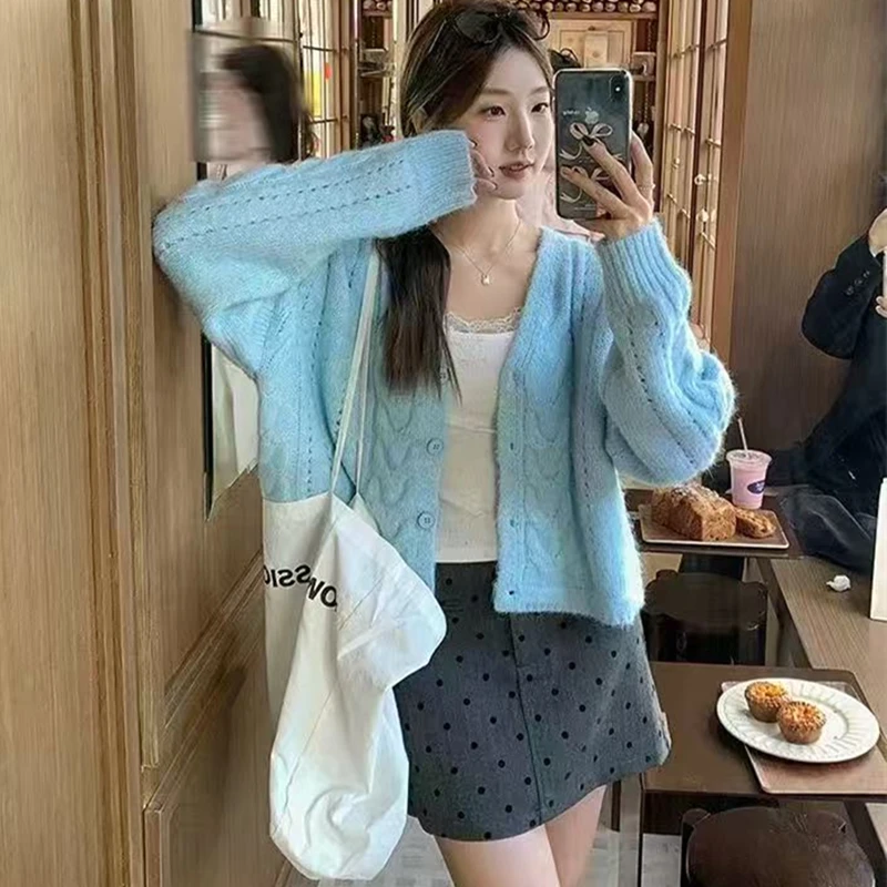 سترة Harajuku غير رسمية فضفاضة أنيقة برقبة على شكل حرف v Y2k سترة نسائية بأكمام طويلة سترة كورية متينة ملابس الشارع الشهير معاطف قصيرة