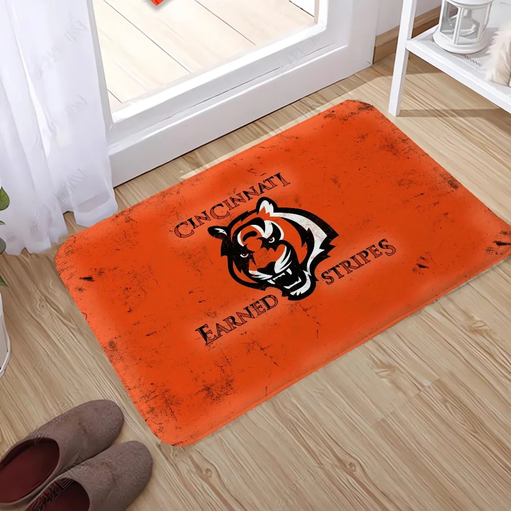 Carpets Cincinnati BengalS Carpet Rug Mat Things to the Room Decoration Items Carpet for Home Entrance Doormat Outdoor Bath Mats