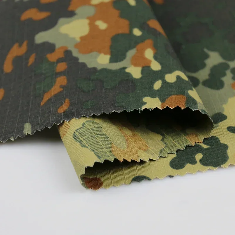 

220GSM Германия Flecktarn клетчатая армейская камуфляжная ткань тактика TC камуфляжная полиэстеровая хлопковая ткань DIY ткань 1,5 м ширина TMC