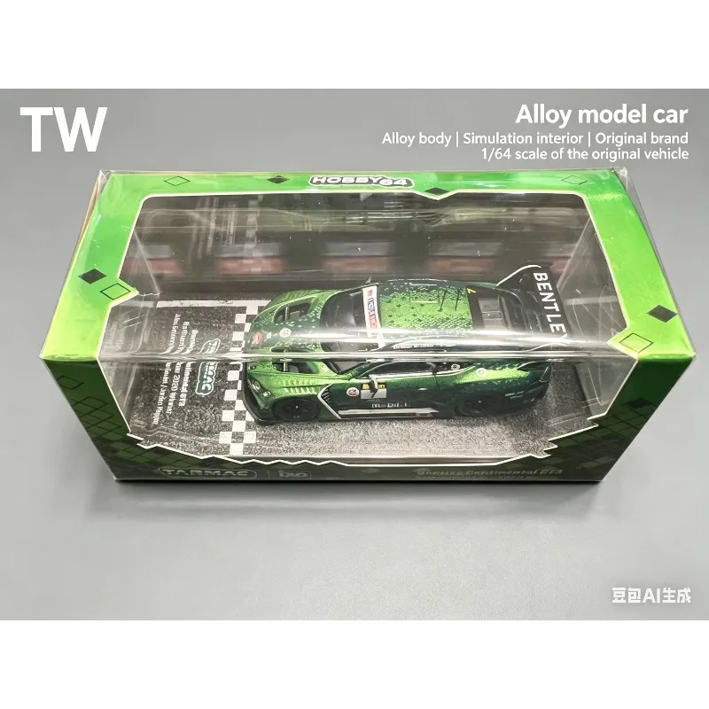 Tarmac Works Bentley Continental GT3 1:64 - alternate angle