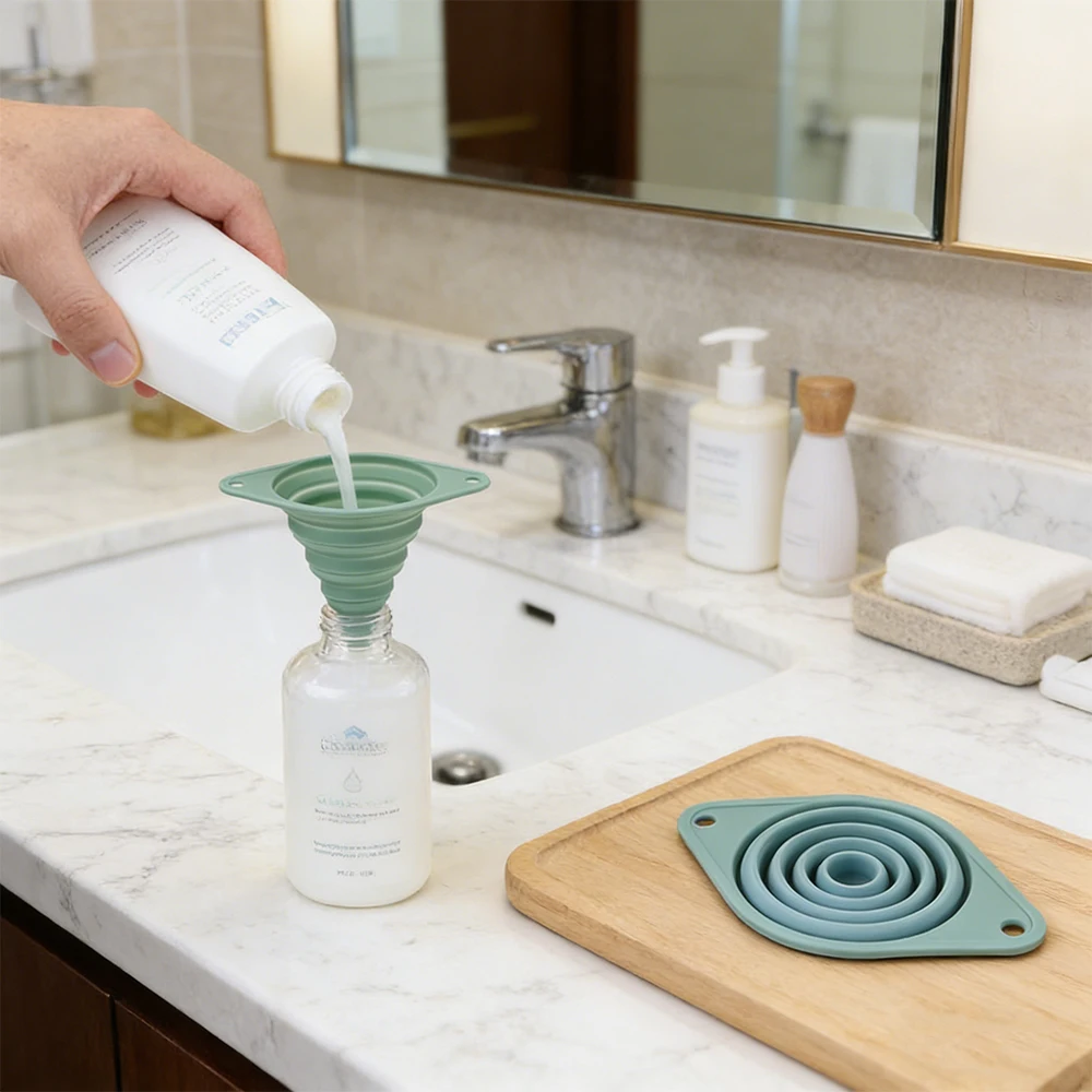 

Foldable Food Grade Silicone Kitchen Funnel Portable Wide Mouth for Oil Beer Fuel Wine Filling Bottles Pot Home Kitchen Tools