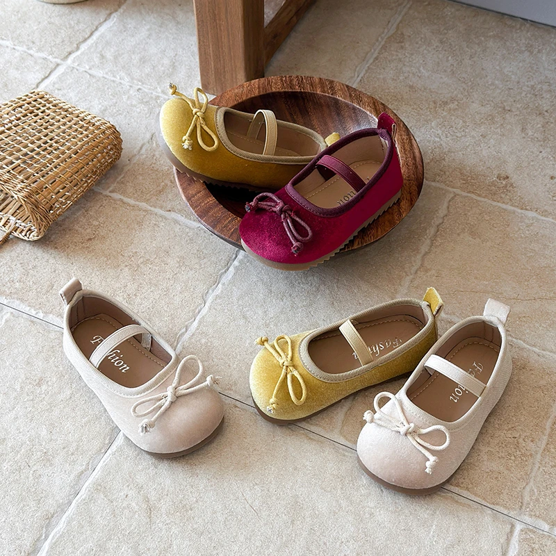 

Новые детские кожаные туфли 2026 года: модные замшевые туфли Мэри Джейн для девочек с бантом, на плоской подошве, для свадьбы, вечеринки, праздничные туфли принцессы для детей